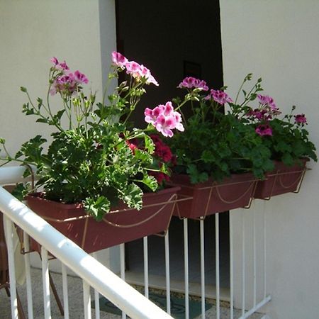 Apartmani Luna Hvar Town Bagian luar foto