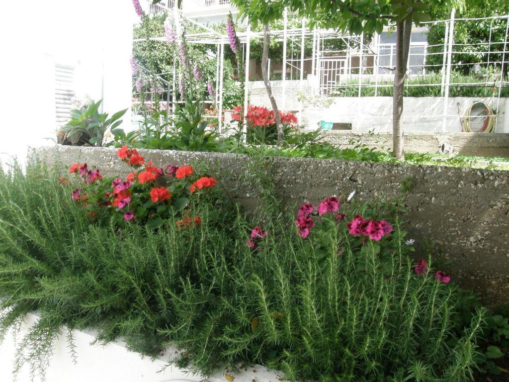 Apartmani Luna Hvar Town Bagian luar foto