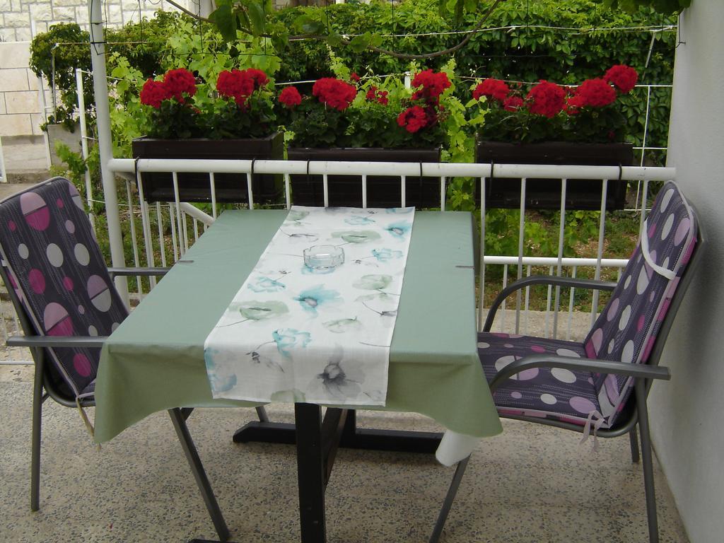 Apartmani Luna Hvar Town Bagian luar foto
