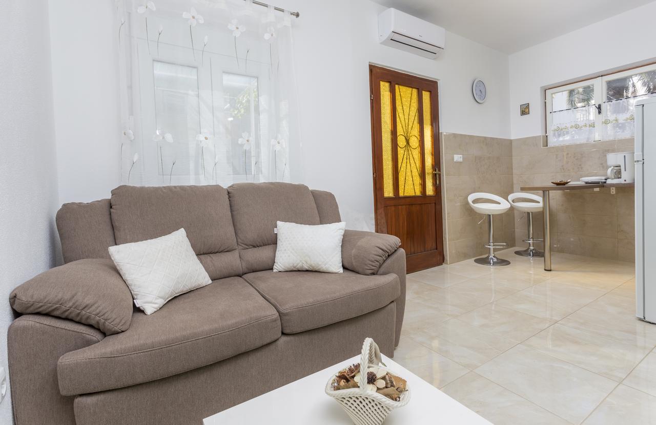 Apartmani Luna Hvar Town Bagian luar foto