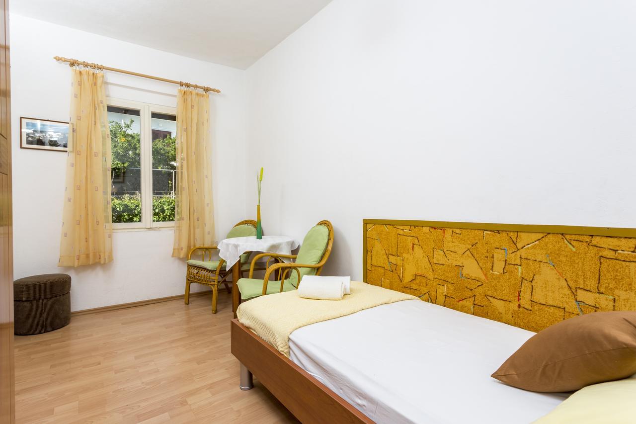 Apartmani Luna Hvar Town Bagian luar foto